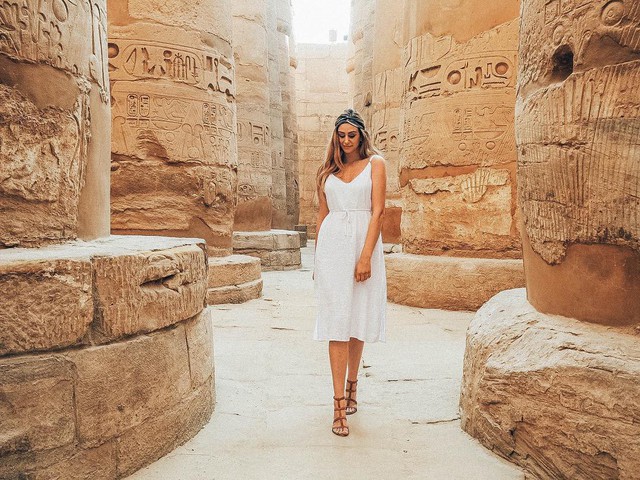 Đền Karnak: Bảo tàng ngoài trời lớn nhất thế giới, khiến giới blogger du lịch mê mẩn khi đặt chân đến Ai Cập - Ảnh 2.