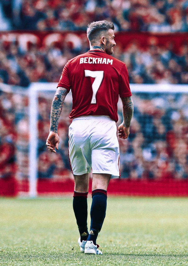 Ngất ngây trước những hình ảnh đẹp long lanh của Beckham trong ngày mặc lại bộ áo đấu MU, tái hiện ký ức thanh xuân tươi đẹp của hàng chục triệu người hâm mộ - Ảnh 12.