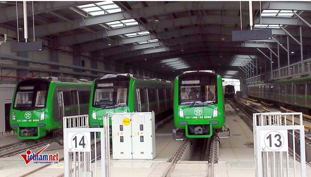 Lỡ hẹn 8 lần, Bộ GTVT lại hứa tiến độ đường sắt Cát Linh - Hà Đông - Ảnh 1.