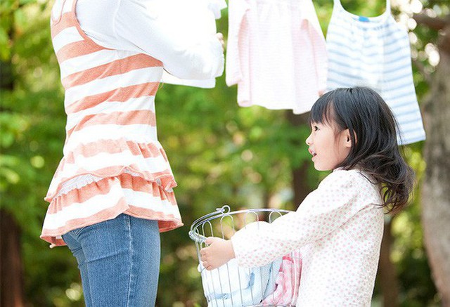 10 dấu hiệu cảnh báo ở con cái cho thấy cách giáo dục của cha mẹ đang có vấn đề, hãy nhìn nhận lại ngay trước khi quá muộn - Ảnh 3. 10 dấu hiệu cảnh báo ở con cái cho thấy cách giáo dục của cha mẹ đang có vấn đề, hãy nhìn nhận lại ngay trước khi quá muộn - Ảnh 3.