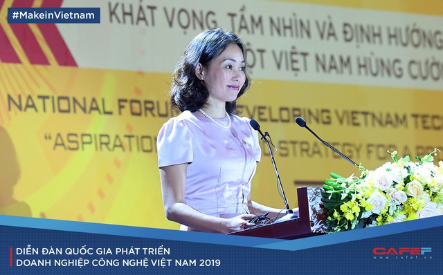 Phó Chủ tịch Vingroup: VinSmart đang khởi công nhà máy điện thoại 100 triệu máy/năm, hợp tác với đối tác Mỹ để sản xuất điện thoại 5G - Ảnh 1.