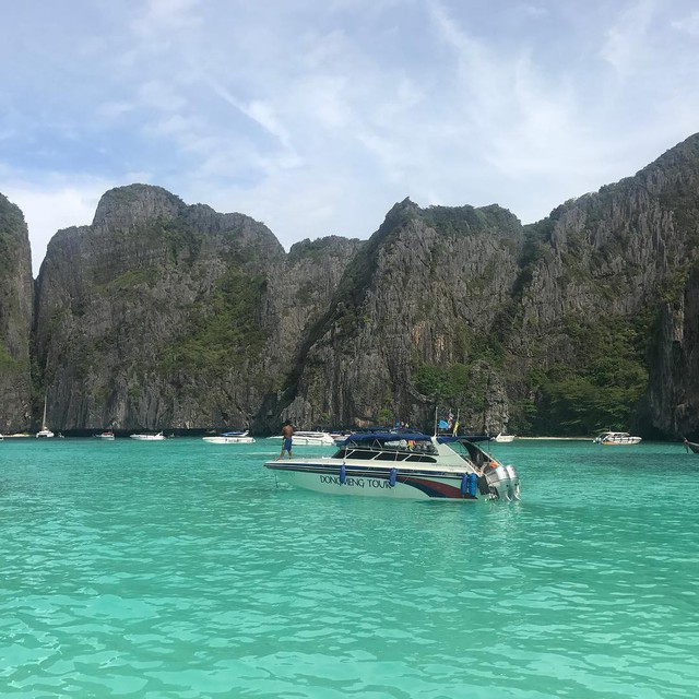 Vịnh biển nổi tiếng tại đảo Koh Phi Phi - Thái Lan cấm khách trong 2 năm tới để phục hồi hệ sinh thái - Ảnh 7.