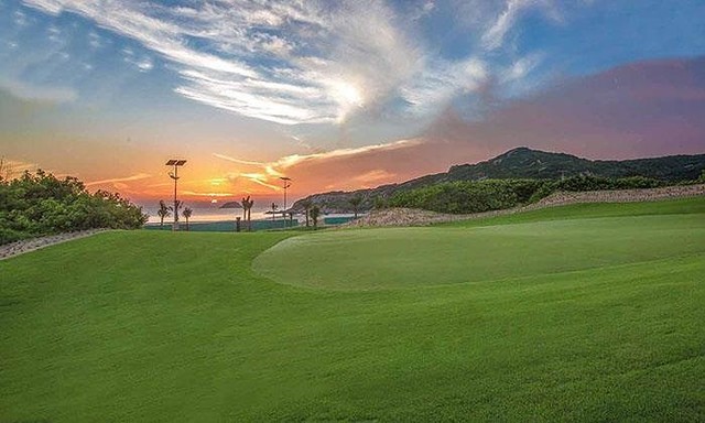 Cháy nổ trong sân golf Long Thành, 10 người thương vong - Ảnh 1.