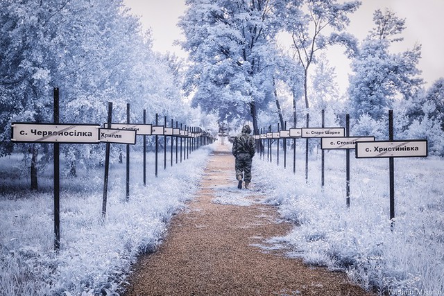 Từ vùng đất ma không ai dám bén mảng, nhà máy điện hạt nhân Chernobyl bỗng hóa xứ sở thần tiên đẹp lịm tim qua lăng kính của nhiếp ảnh gia - Ảnh 22.