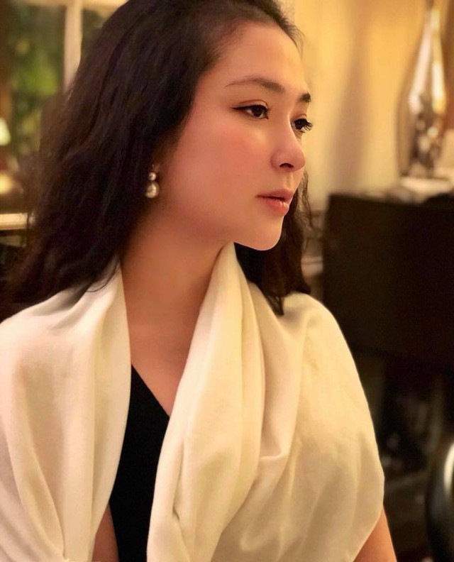 Hoa hậu Việt Nam 2004: Vướng tin đồn bị đánh ghen ở tuổi 18, đám cưới bất ngờ ở tuổi 23 và cuộc sống bình yên sau giông bão ở tuổi 34 với đại gia bí ẩn - Ảnh 5.