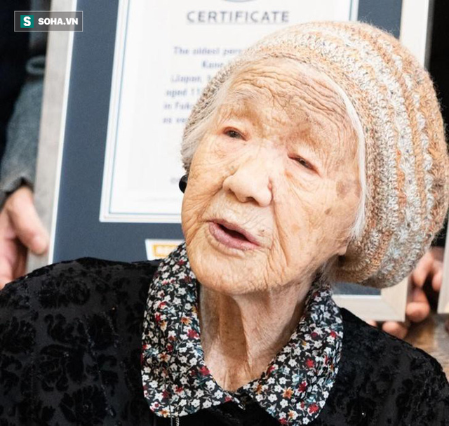 Người cao tuổi nhất thế giới bước qua tuổi 116 cho biết bí quyết sống lâu đáng suy ngẫm - Ảnh 4.