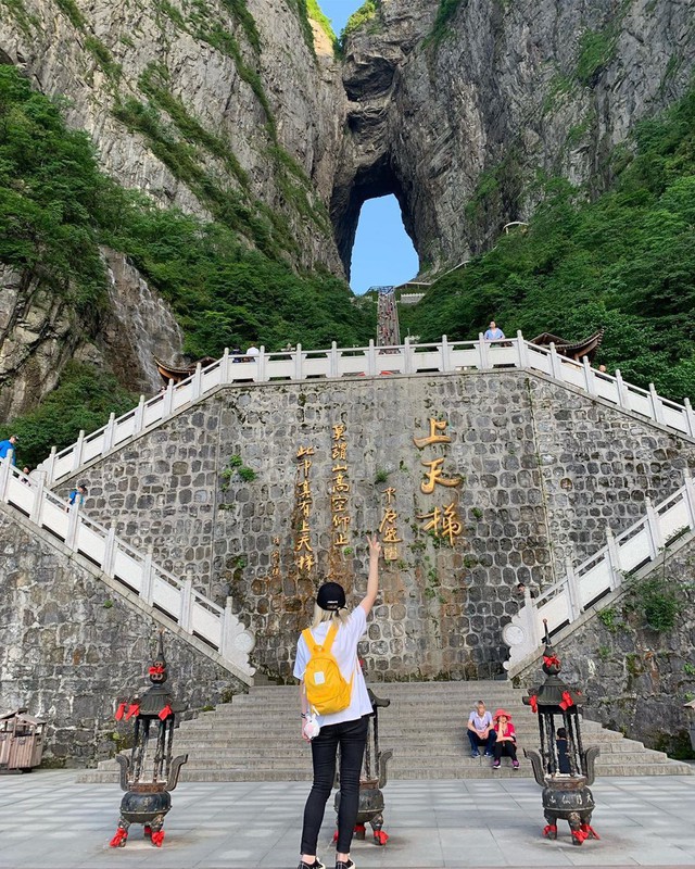 Thiên Môn Sơn - Đường lên cổng trời ở Trung Quốc khiến hội yếu tim phải khóc thét với 99 khúc cua dựng đứng - Ảnh 13.