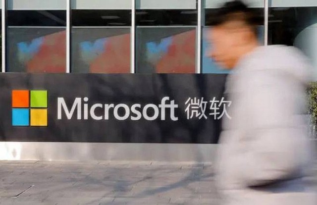 Microsoft khẳng định không rời nhà máy sản xuất khỏi Trung Quốc - Ảnh 1.