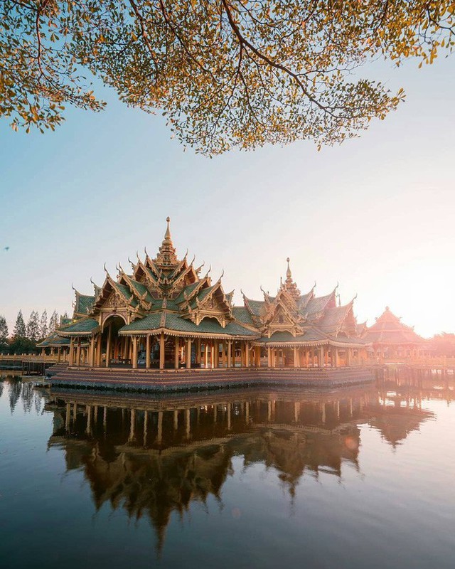 Không tin vào mắt mình ngôi đền được canh giữ bởi “cá khổng lồ” đẹp hệt cổ tích đang “gây bão” Thái Lan - Ảnh 18.