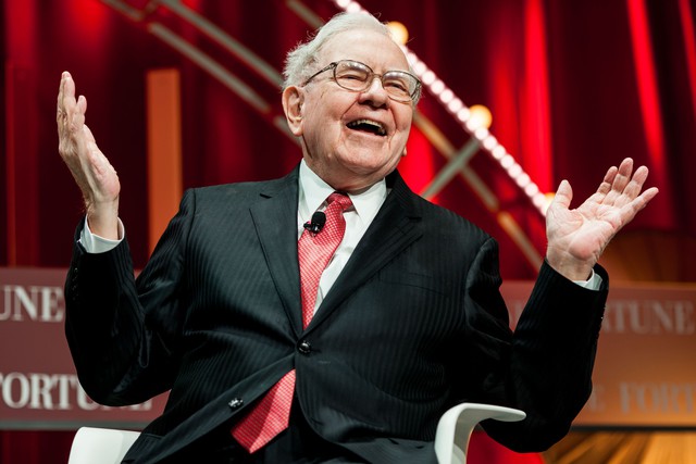 5 bài học thành công trường tồn mãi với thời gian ẩn giấu trong thư gửi cổ đông thuở đầu của Warren Buffett: Tiền bạc, bằng cấp không phải tất cả! - Ảnh 1.