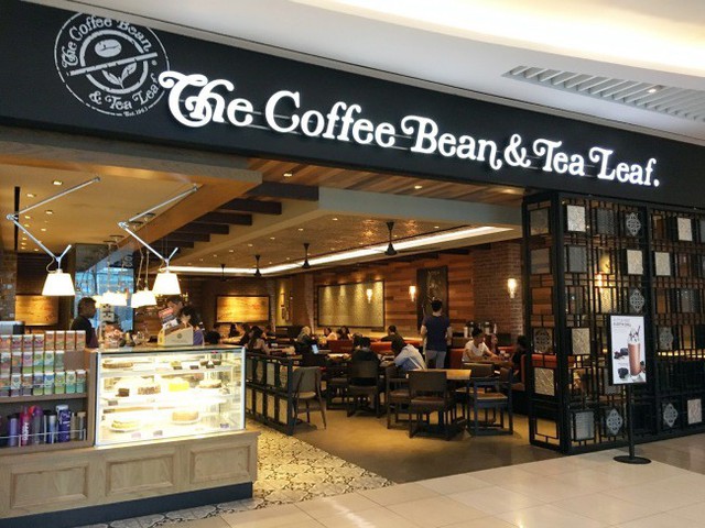 Công ty mẹ của Highland Coffee chi 350 triệu USD mua lại The Coffee Bean and Tea Leaf, quyết chiến với Starbucks - Ảnh 1.