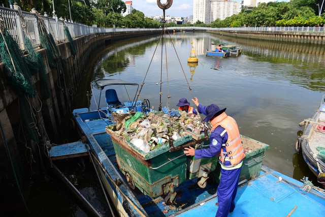 Từng đen thối như sông Tô Lịch, kênh Nhiêu Lộc khét tiếng giờ ra sao? - Ảnh 13.