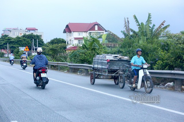 Xe tải lật chết 5 người ở Hải Dương, Trung tá CSGT nói lý do tài xế giật mình - Ảnh 12.