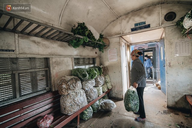 8 giờ trên chuyến tàu kỳ lạ nhất Việt Nam: Rời ga mà không có một hành khách nào - Ảnh 17.