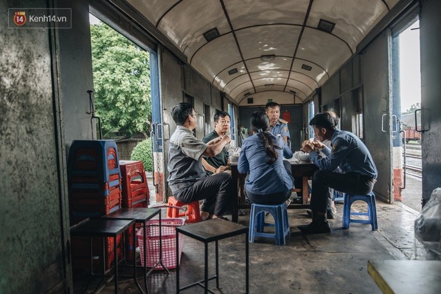 8 giờ trên chuyến tàu kỳ lạ nhất Việt Nam: Rời ga mà không có một hành khách nào - Ảnh 20.