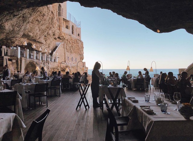 Nhà hàng trong hang động lãng mạn nhất nước Ý: Có khả năng gây mê cao cho bất kì cặp đôi nào hẹn hò tại đây - Ảnh 2.