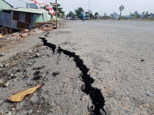 Đường trên đảo Phú Quốc bị tàn phá nghiêm trọng sau trận lụt lịch sử  - Ảnh 7.