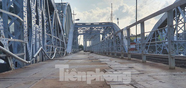Bay trên cao ngắm cây cầu sắt 117 năm tuổi ở Sài Gòn sắp tháo dỡ - Ảnh 7.