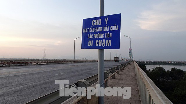 Vì sao cầu Thăng Long rung lắc mỗi khi xe ô tô đi qua? - Ảnh 3.