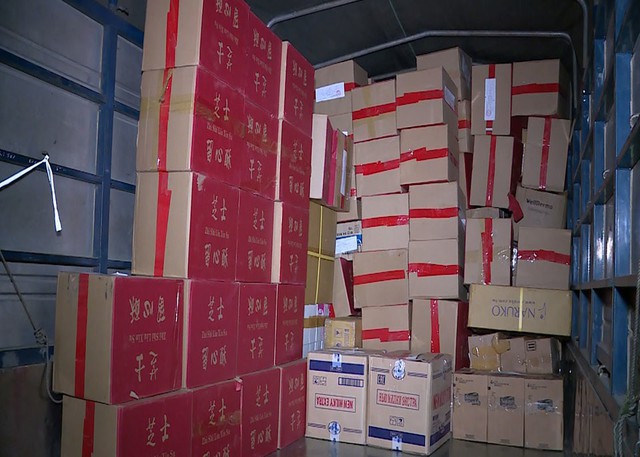 Lộ đường dây buôn lậu bánh trung thu Trung Quốc siêu lợi nhuận - Ảnh 2.