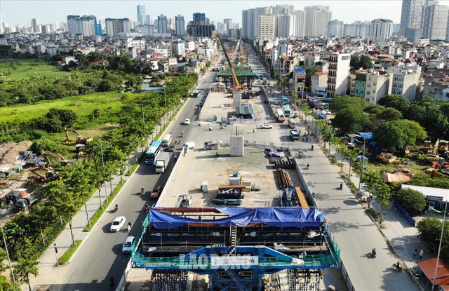 Những chiếc bẫy trên tuyến đường 3.000 tỉ ở Hà Nội - Ảnh 1.