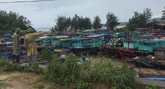 Hình ảnh mới nhất tại Quảng Ninh và Hải Phòng trước giờ bão số 3 đổ bộ - Ảnh 9.
