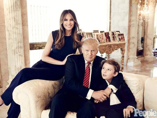 Donald Trump và tình yêu làm cha ở tuổi 60 dành cho cậu con trai út  - Ảnh 4.