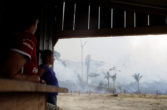 Cháy rừng Amazon: Tổng thống Brazil bị chỉ trích - Ảnh 1.