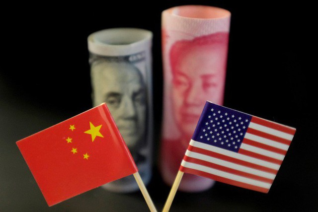 Bloomberg: Giáng đòn kinh thiên động địa vào TQ, thực chất ông Trump đang lo lắng và cực kì tuyệt vọng? - Ảnh 2. Bloomberg: Giáng đòn kinh thiên động địa vào TQ, thực chất ông Trump đang lo lắng và cực kì tuyệt vọng? - Ảnh 2.