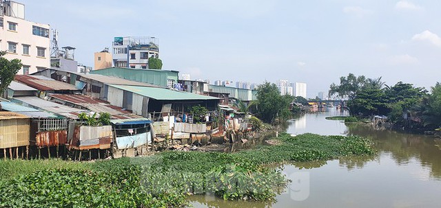 Sông rạch Sài Gòn bị bức tử như thế nào? - Ảnh 1.