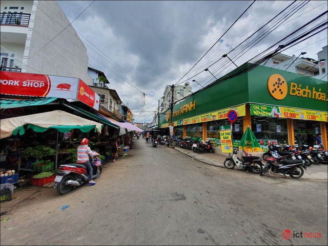 Chợ truyền thống bị ông lớn bán lẻ “bao vây” - Ảnh 2.