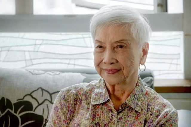 “Bà ngoại gân nhất Hong Kong: 96 tuổi trở thành người mẫu nổi tiếng được nhiều thương hiệu săn đón và cách sống “hãy là chính mình” đáng học hỏi - Ảnh 11.