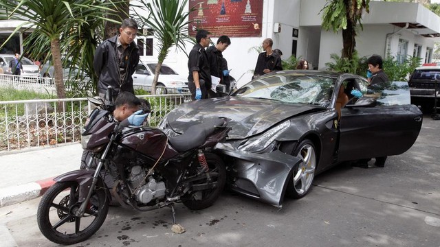 Gia tộc Red Bull: Ông nội từ tay trắng thành tỷ phú Thái Lan, cháu đích tôn sống xa xỉ, lái xe gây tai nạn chết người vẫn chưa đền tội - Ảnh 10.