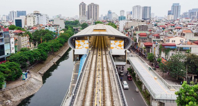  Cận cảnh đường sắt Cát Linh-Hà Đông tiến độ kiểu rùa bò hơn thập kỷ  - Ảnh 1.