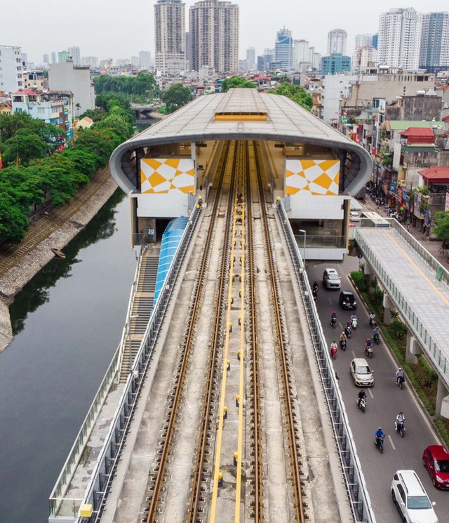  Cận cảnh đường sắt Cát Linh-Hà Đông tiến độ kiểu rùa bò hơn thập kỷ  - Ảnh 2.