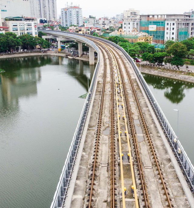  Cận cảnh đường sắt Cát Linh-Hà Đông tiến độ kiểu rùa bò hơn thập kỷ  - Ảnh 9.