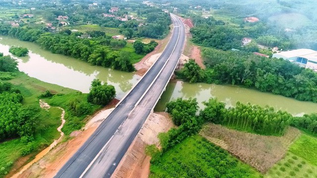  Đường cao tốc Bắc Giang-Lạng Sơn trước giờ G thông xe  - Ảnh 2.