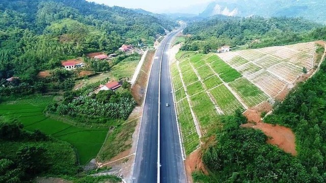  Đường cao tốc Bắc Giang-Lạng Sơn trước giờ G thông xe  - Ảnh 5.