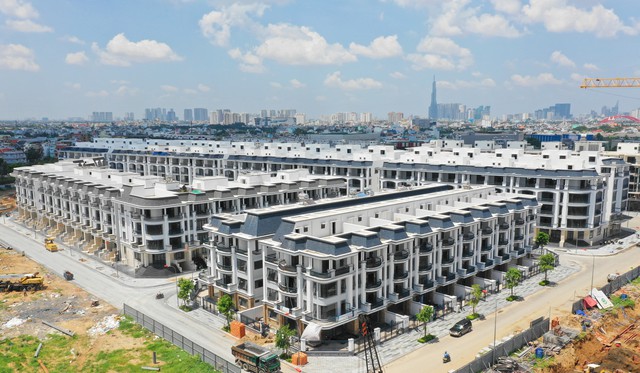 Nhà thấp tầng nhiều dự án khu đô thị tại khu Nam và khu Đông Sài Gòn thiết lập mặt bằng giá mới, tăng trên 30% sau 1 năm - Ảnh 1.