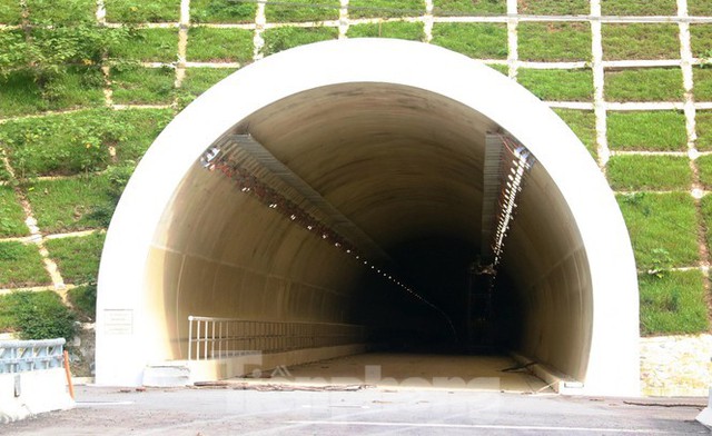Đột kích hầm đôi gần 1.500 tỷ trên cao tốc La Sơn – Túy Loan - Ảnh 3.