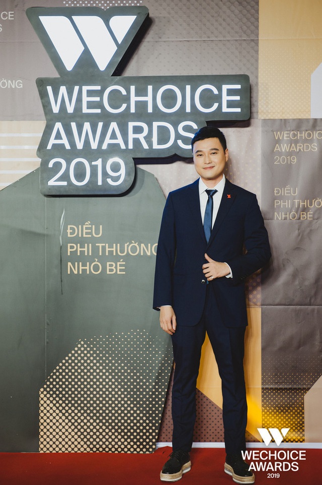 Thảm đỏ WeChoice Awards 2019 khủng nhất đầu năm của Vbiz: HHen Nie xuất hiện cá tính, Nhật Kim Anh như một nữ hoàng - Ảnh 4.