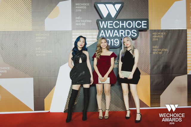 Thảm đỏ WeChoice Awards 2019 khủng nhất đầu năm của Vbiz: HHen Nie xuất hiện cá tính, Nhật Kim Anh như một nữ hoàng - Ảnh 8.