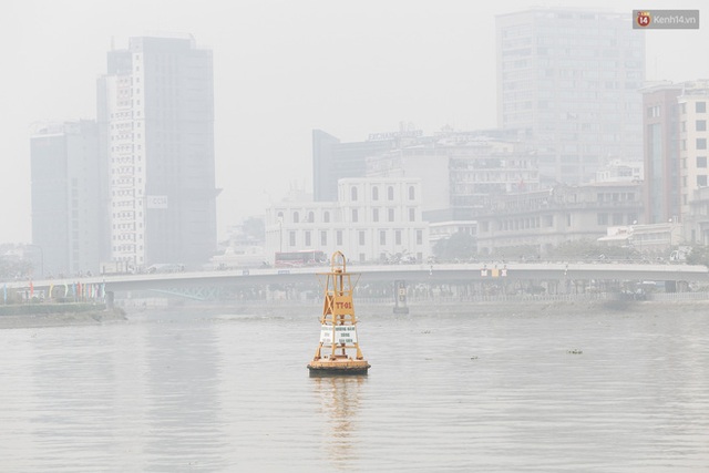  Toà nhà cao nhất Việt Nam mờ ảo trong bụi mù, Sài Gòn tiếp tục bị ô nhiễm nặng những ngày giáp Tết  - Ảnh 18.