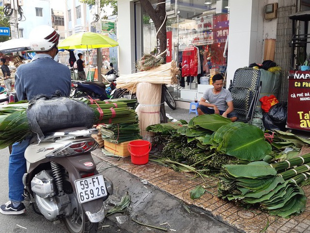 Chợ lá dong nửa thế kỷ ở Sài Gòn ế ẩm do heo tăng giá - Ảnh 11.