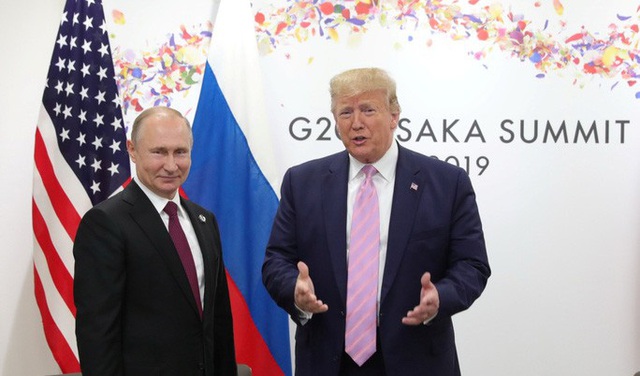  Ngả mũ trước Tổng thống Putin  - Ảnh 2.