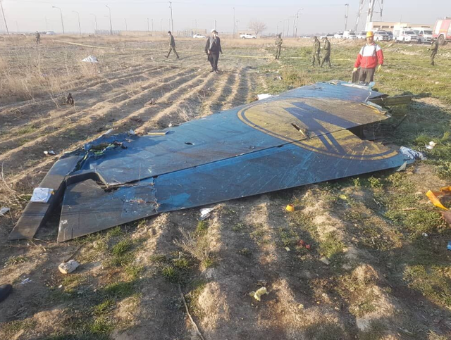 Câu hỏi còn bỏ ngỏ sau thảm kịch rơi máy bay Ukraine ở Iran: Chiếc Boeing 737 rơi vì lý do kỹ thuật? - Ảnh 1.