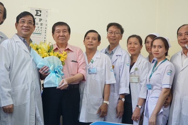 Bệnh nhân Việt kiều Mỹ nhiễm Corona được chữa khỏi ở Sài Gòn: “Các bác sĩ đã cứu tôi từ chỗ chết trở về - Ảnh 6.
