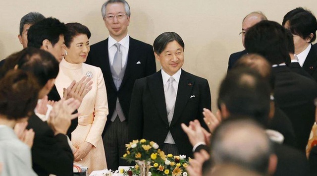Nhật hoàng mừng sinh nhật tuổi 60 và chia sẻ về bệnh tình hiện tại của Hoàng hậu Masako khiến ai cũng xúc động - Ảnh 4.