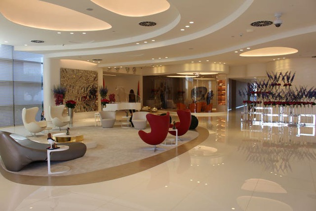 Một ngày trải nghiệm bên trong phòng chờ VIP dành cho giới siêu giàu tại sân bay Dubai: Tốn 11.000 USD/h tiền bay nhưng đáng từng đồng tiền bát gạo! - Ảnh 4.