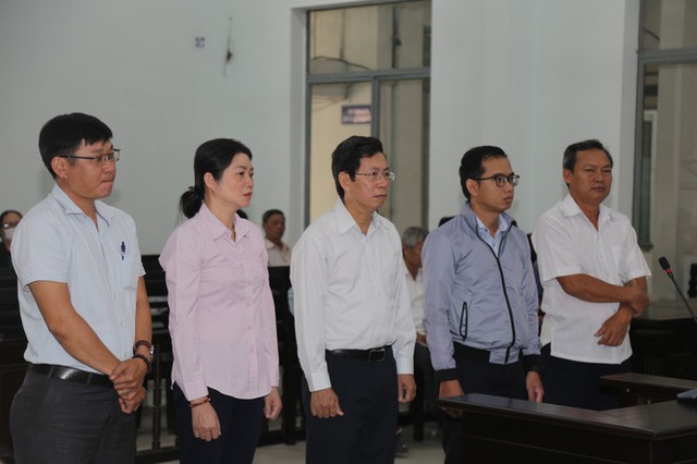 Phó Chủ tịch thành phố Nha Trang lĩnh án 9 tháng tù - Ảnh 1.